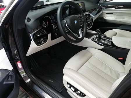 BMW Gal 1.jpg